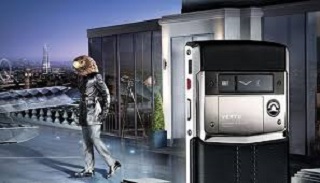 Vertu Signature Touch